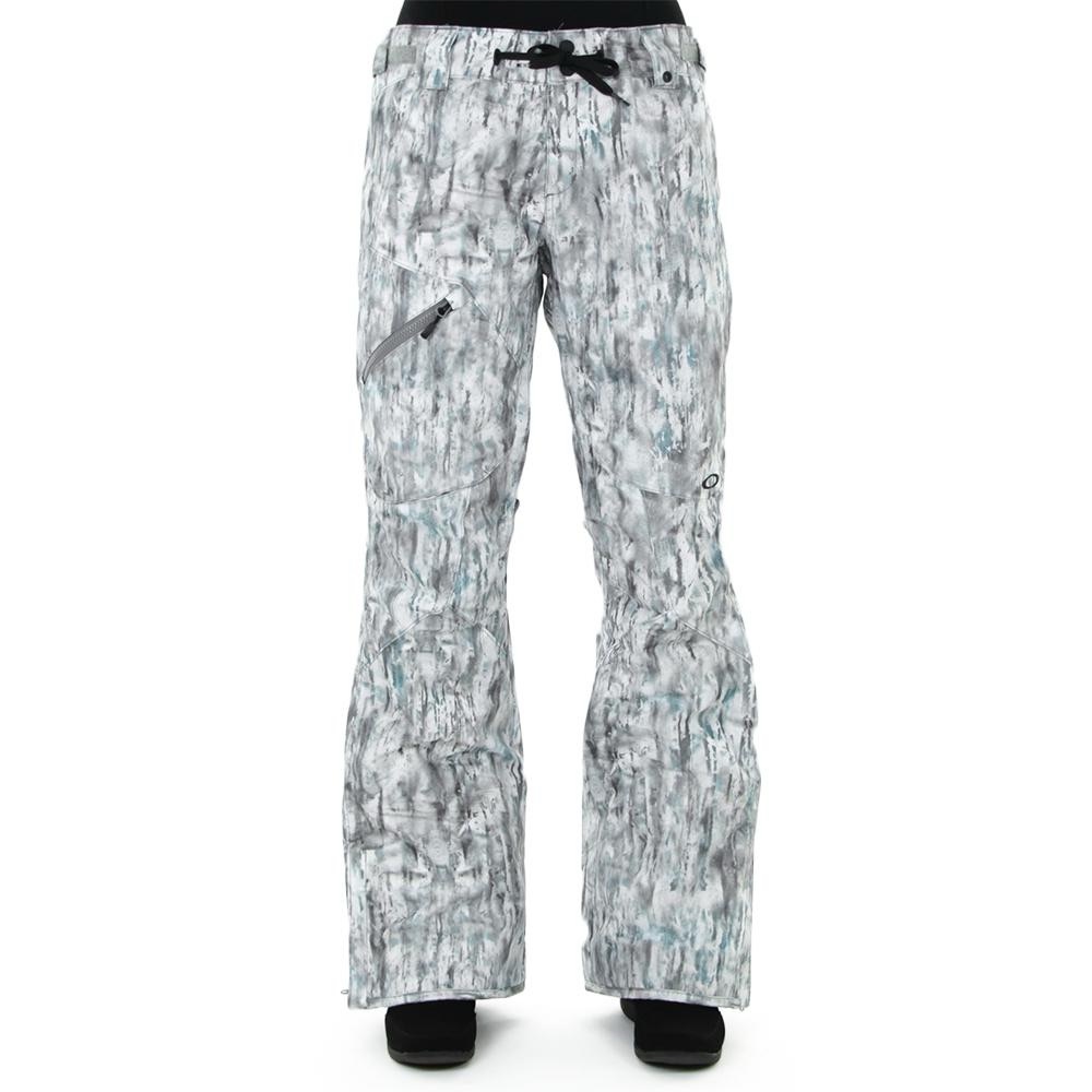 NWT Women’s Oakley Zulu BioZone Insulated Snowboard Pant in Snow Camo - Small